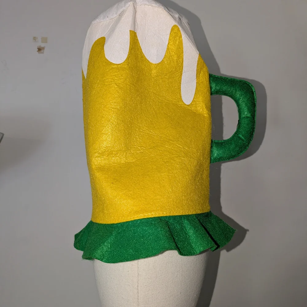 St Patrick's Day Party Pack Accessories. Hats Beads Glasses